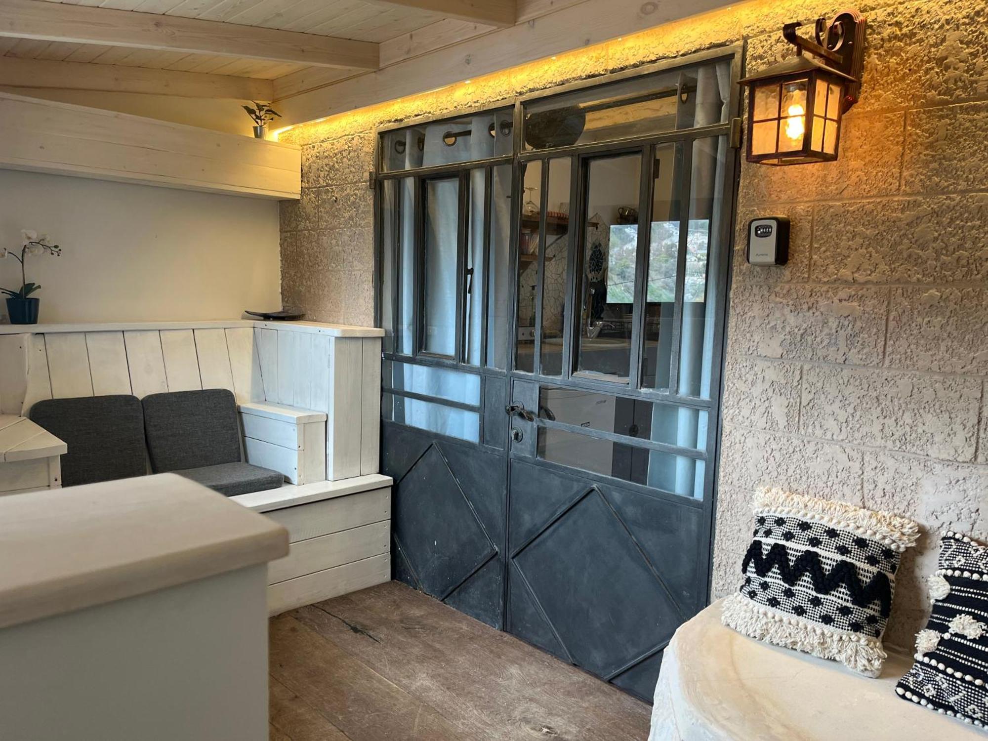 Harmony Inn 제파트 외부 사진